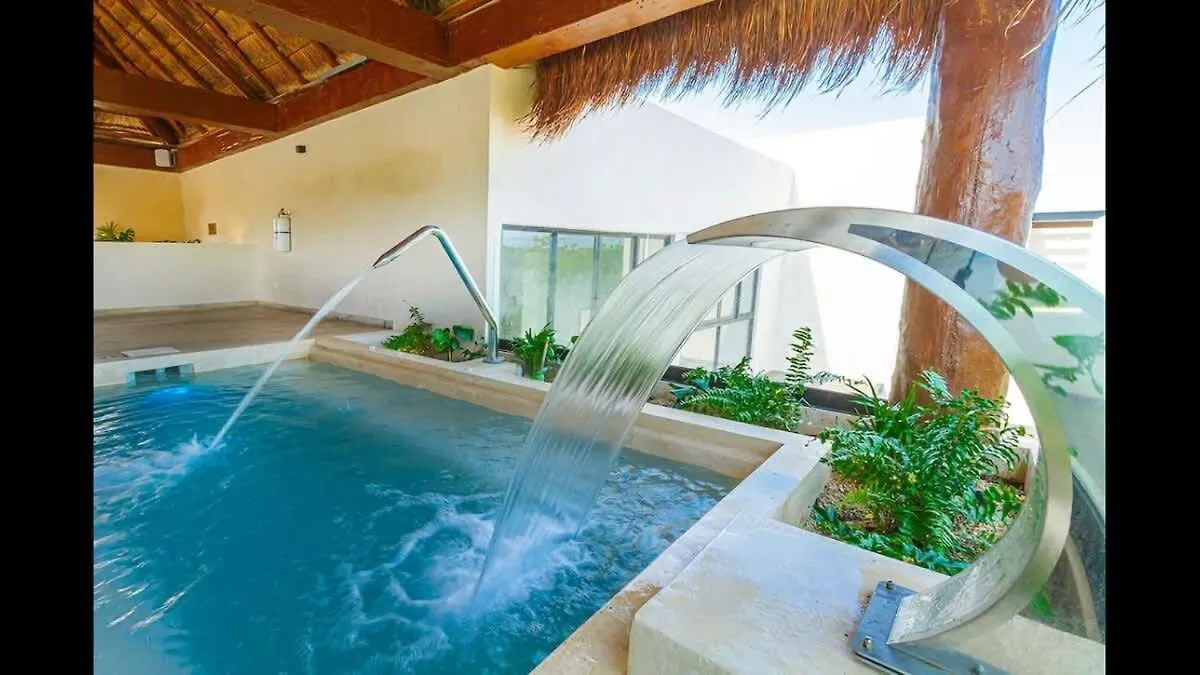 Casa vacanze Stunning 2 Bedroom Apartment At Condo With Best Tulum Infinity And Jacuzzi By Waves Management Messico