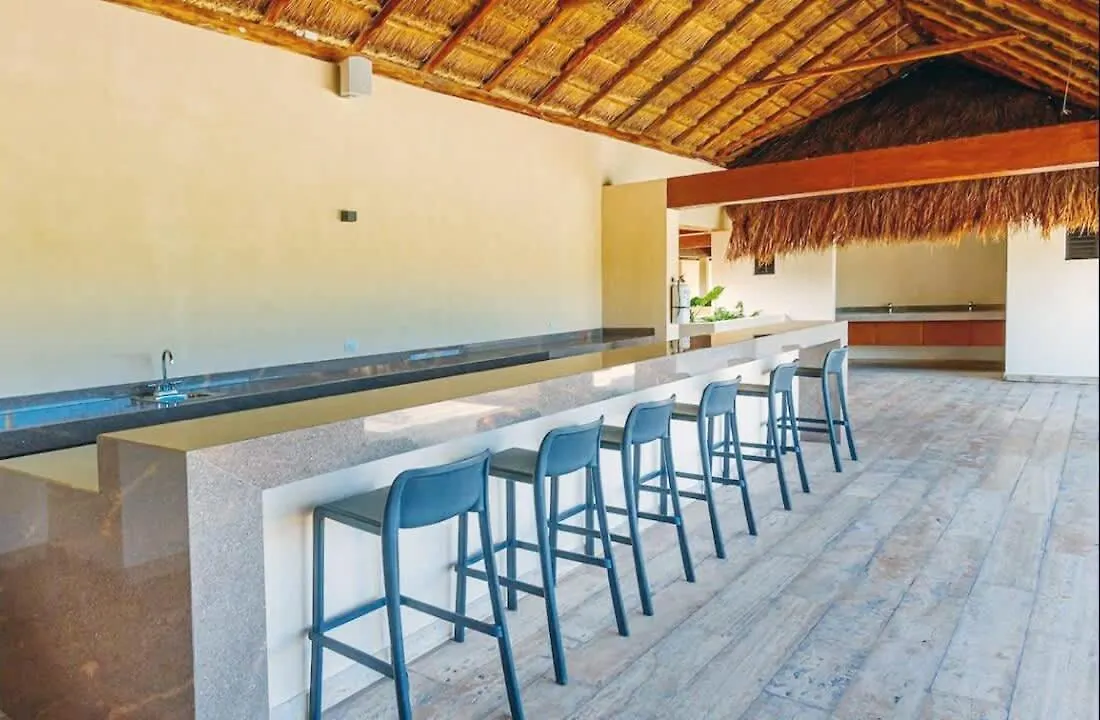 Stunning 2 Bedroom Apartment At Condo With Best Tulum Infinity And Jacuzzi By Waves Management